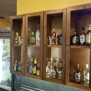 Full bar