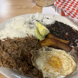Pabellon Criollo
