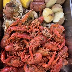 House special,Cajuns hot