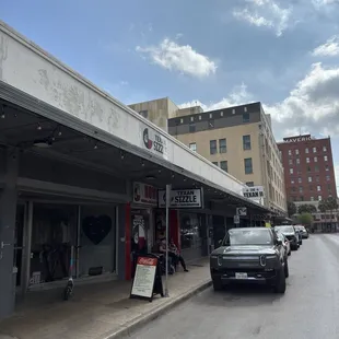 street view and outside seating