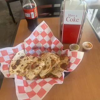 CHICKEN FAJITA QUESADILLA