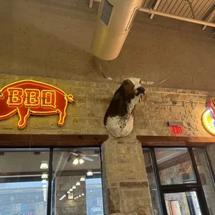 Outside of sup par BBQ spot