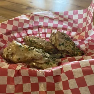 Garlic parm wings yum