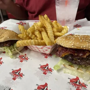 Texas Bacon Cheeseburger