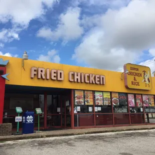 Awesome facade for Chinese food!