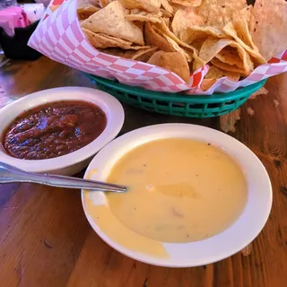 Queso And Chips
