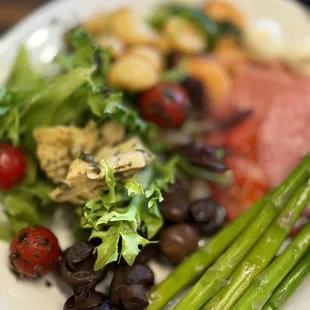 Fresh veggies at the salad bar ($39.99 if you choose to just do the salad bar)