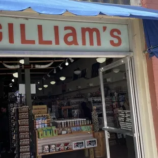 Horrible owner towards kids even if they are with their parents.