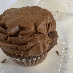 food, dessert, cupcakes