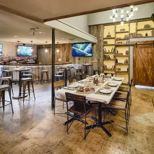 ramen and noodles, interior