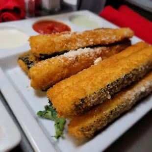 fried zucchinis. the best!