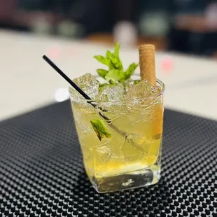 Summer time is Smash Time at Texas Lodge