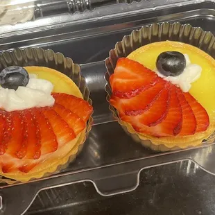 Lemon berry tarts