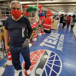 Santas village pit row