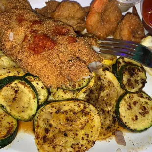 Catfish and shrimp platter with grilled veggies