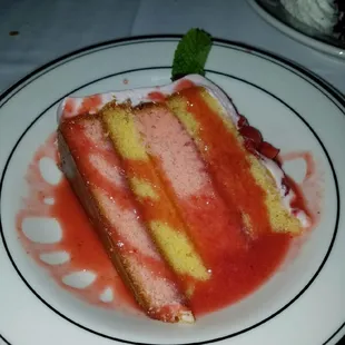 Strawberry Lemon Cake