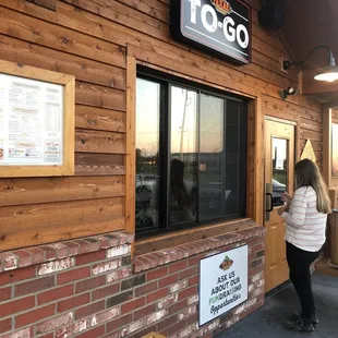 Outside to-go pickup window