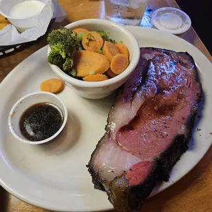 Med rare prime rib