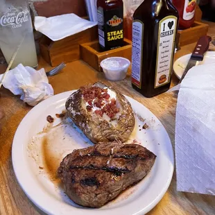 6oz sirloin with baked potato
