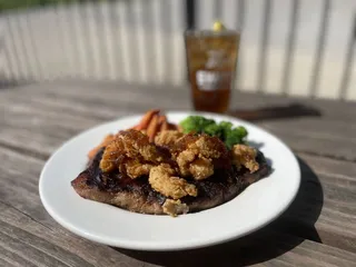 Boonedocks Pub & Grub