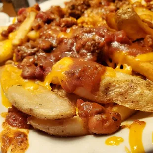 Chilli cheese fries