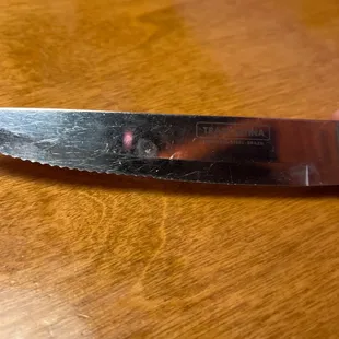 Un clean cutlery, and also still wet from a Washing