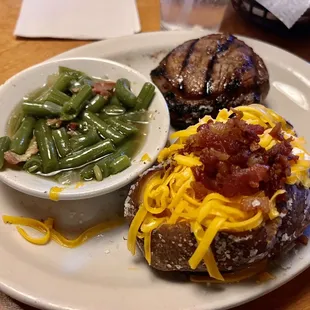 8oz sirloin green beans loaded baked potato