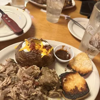 Pulled Pork Dinner