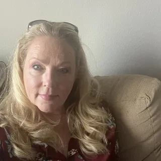 Liz M.