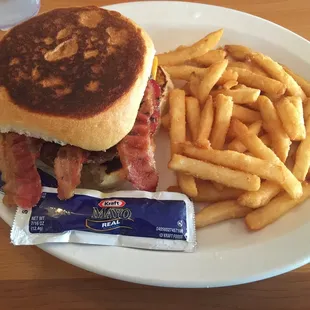 Bacon cheeseburger