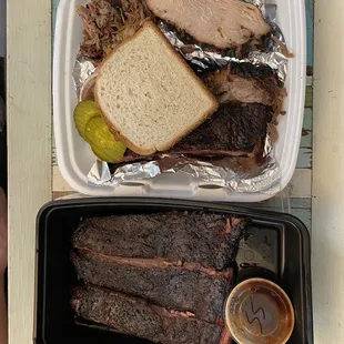 4 corners meal and 3 additional ribs