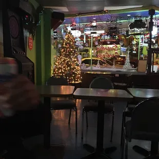 Beer can Christmas tree