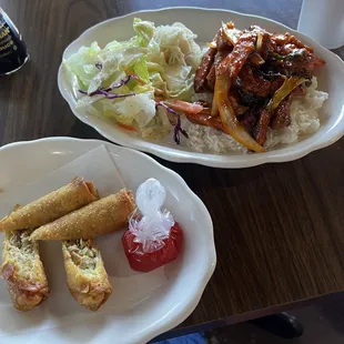 Eggs rolls and spicy chicken