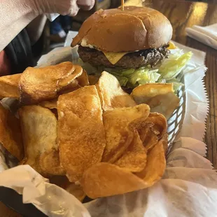 Hamburger with homemade chips