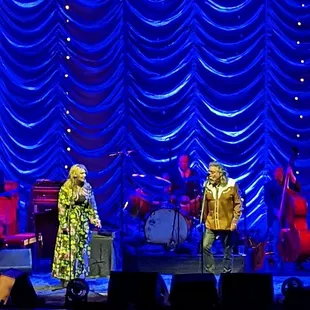 Allison Krauss and Robert Plant What a pair