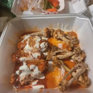 Left hot garlic right spicy lemon pepper.  They were obviously good