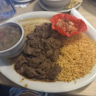 Carbs guisada plate