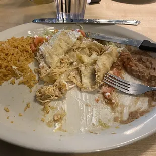 Limp boring tasteless plate of what they call a chimichanga