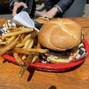 El Filette (Steak Sandwich)