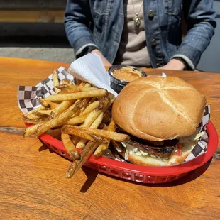 El Filette (Steak Sandwich)