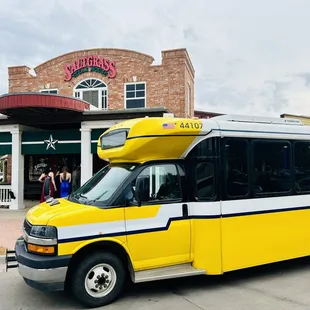 Saltgrass steakhouse Norman, Oklahoma party bus prom