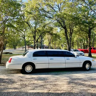 Kingston Oklahoma Lake Texoma Limo Service from Texoma Transportation llc