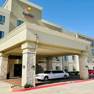 Lawton Hotel Transportation