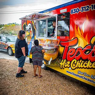 Tex's Hot Chicken Food Truck