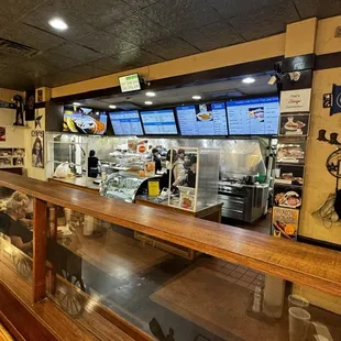 sushi and sashimi, interior