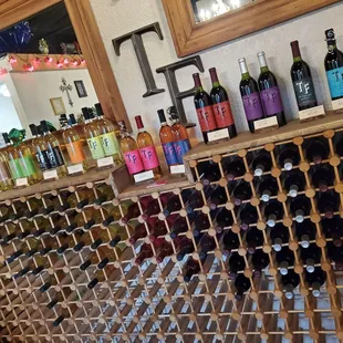 TFVineyard&amp;Winery produces 13 bottles.