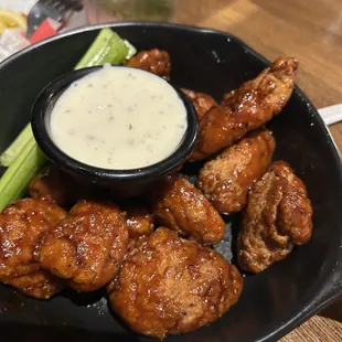 SUPER DRY Boneless Wings -I do not recommend