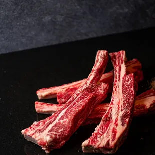 Giant Beef Rib (우대갈비)