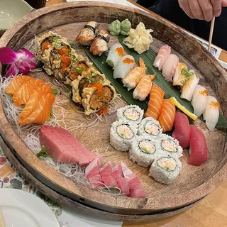 TGI Omakase B(Sushi-Bar) for 2 People (Dinner Only)