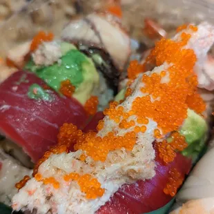a close up of a sushi